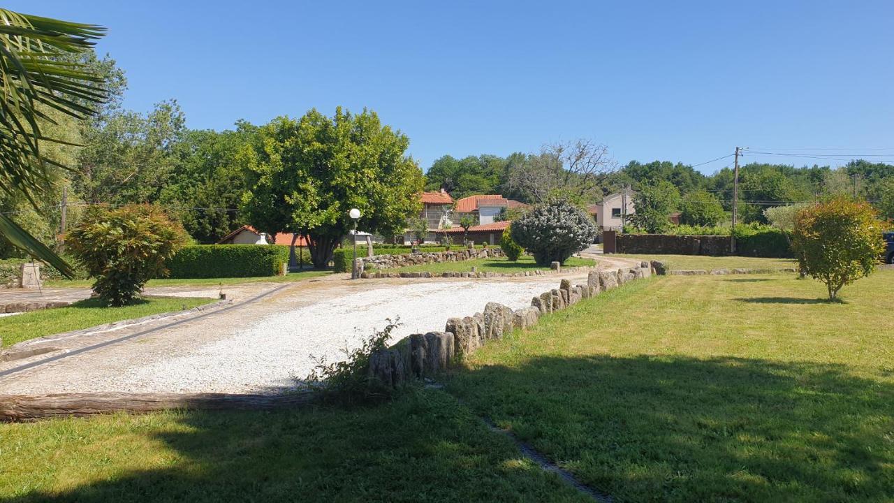 בית הארחה Boimorto  	Casa Rural Rectoral Santa Baia מראה חיצוני תמונה